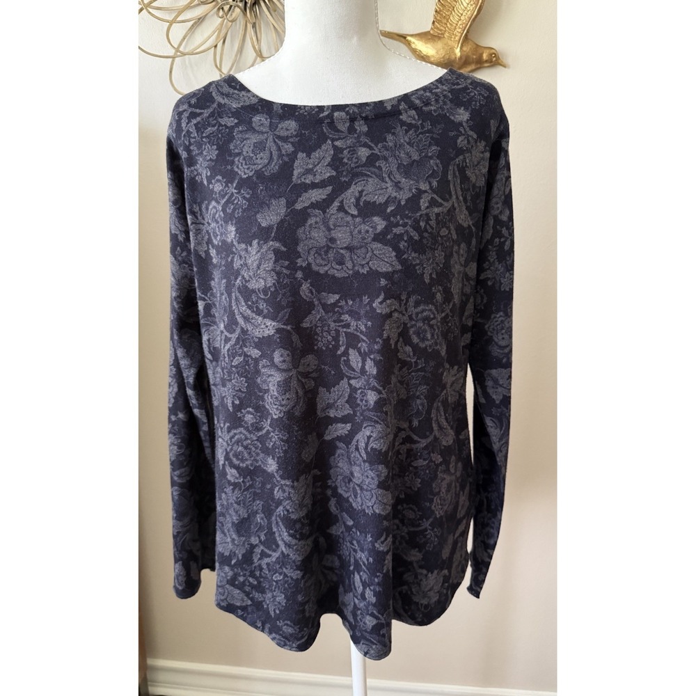 Soft Surroundings Top M Black Gray Floral Knit Long Sleeve Made USA Tunic Boho